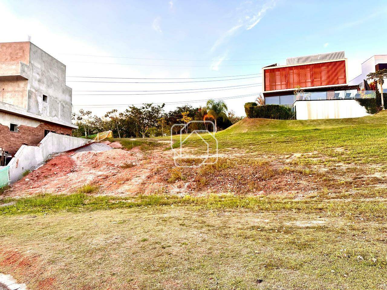 Terreno à venda em Itu - SP - Condomínio Villas do Golfe: 