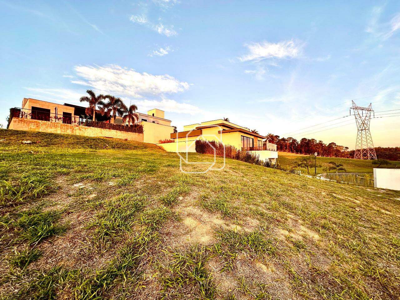 Terreno à venda em Itu - SP - Condomínio Villas do Golfe: 