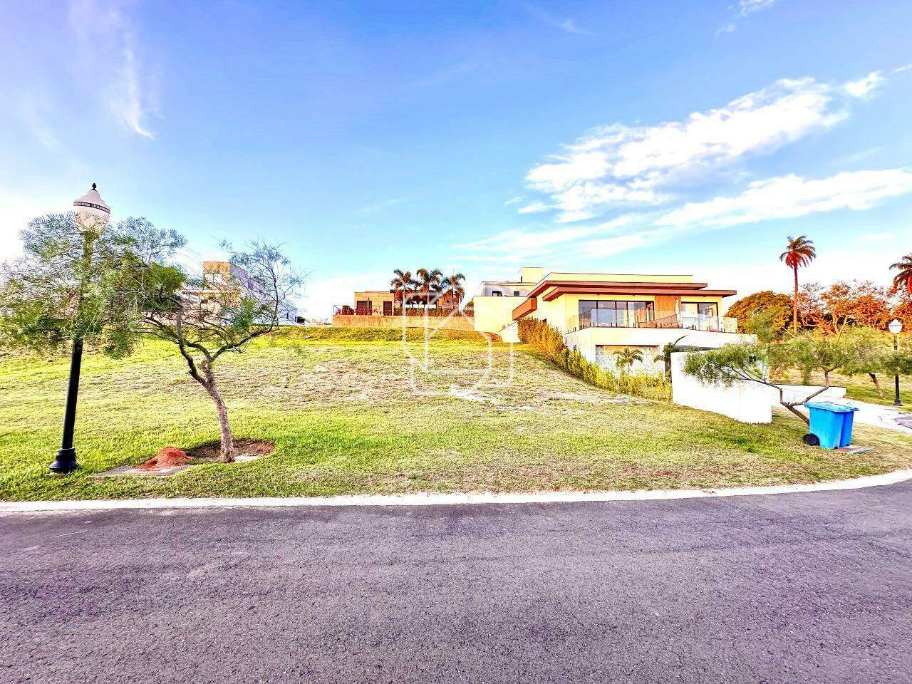 Terreno à venda em Itu - SP - Condomínio Villas do Golfe: 