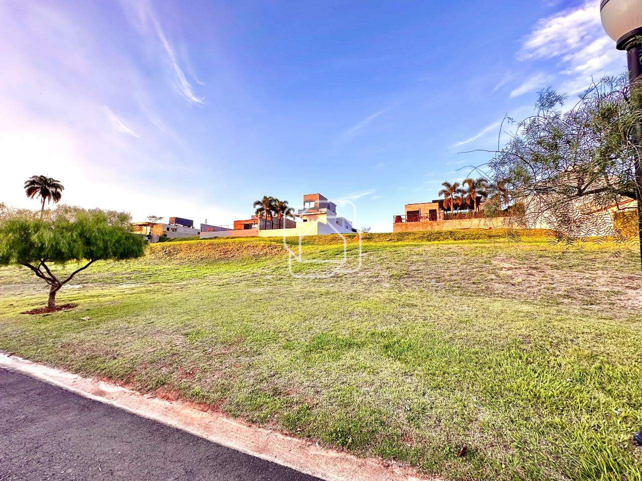 Terreno à venda em Itu - SP - Condomínio Villas do Golfe: 