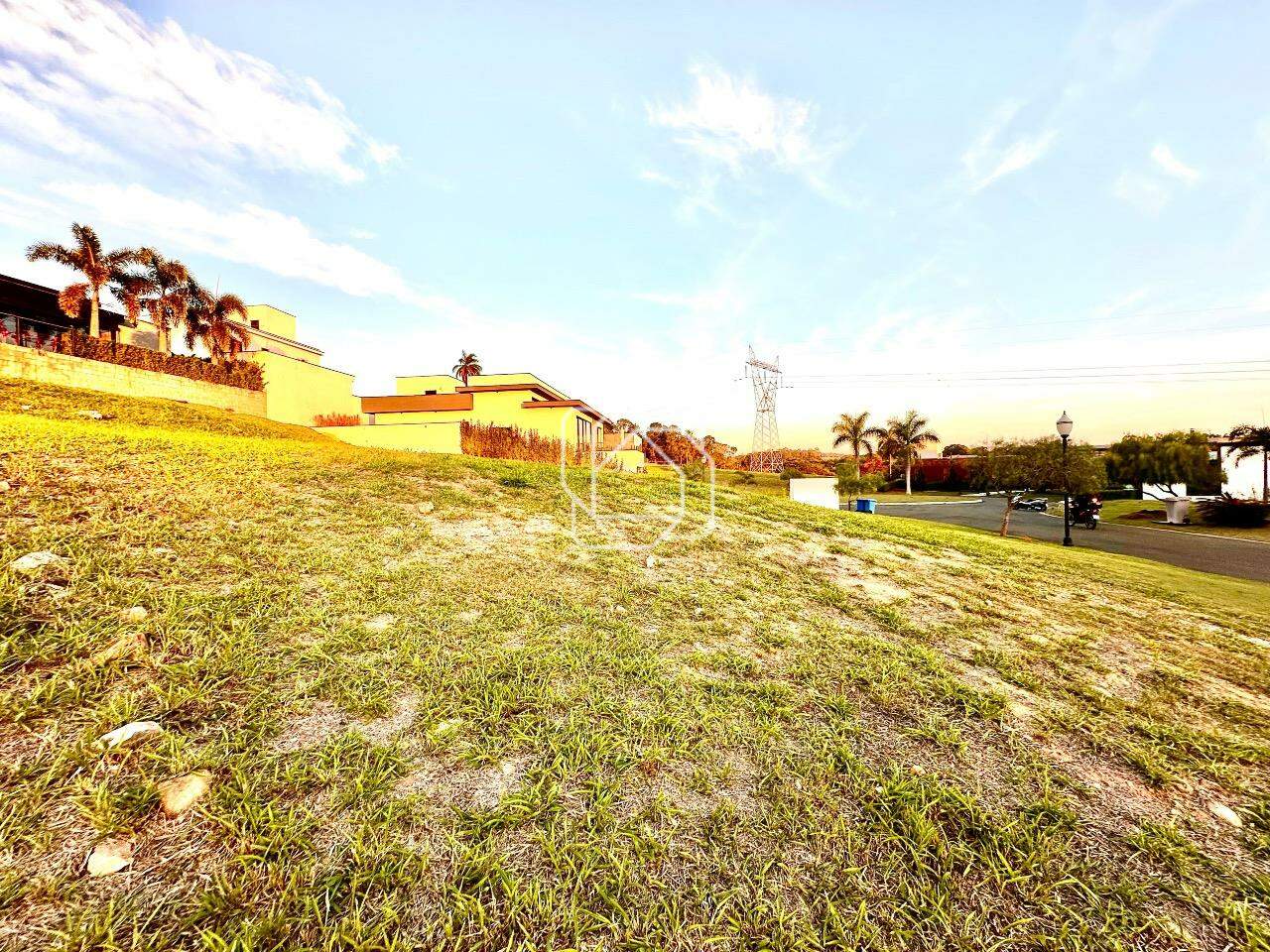 Terreno à venda em Itu - SP - Condomínio Villas do Golfe: 