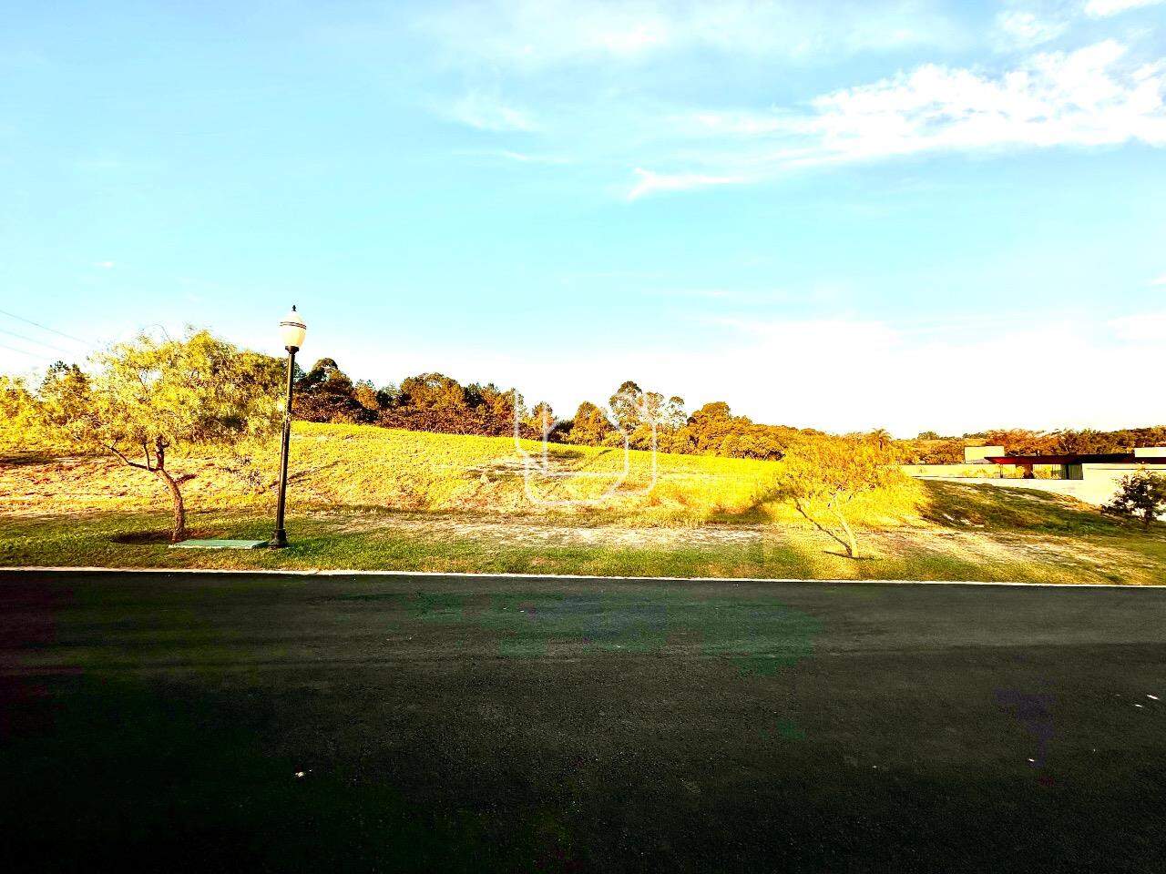 Terreno à venda em Itu - SP - Condomínio Villas do Golfe: 