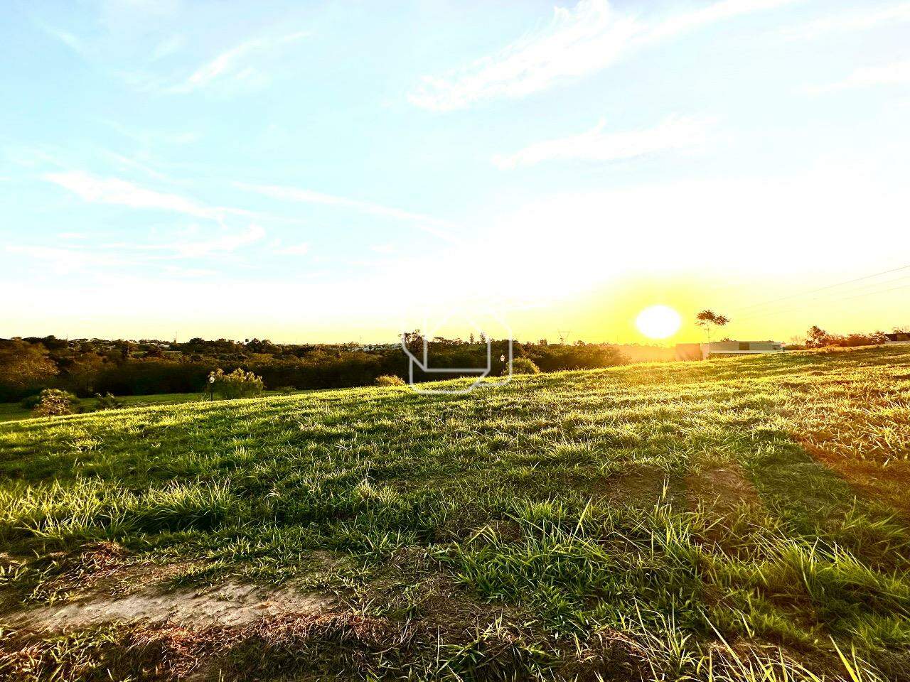 Terreno à venda em Itu - SP - Condomínio Villas do Golfe: