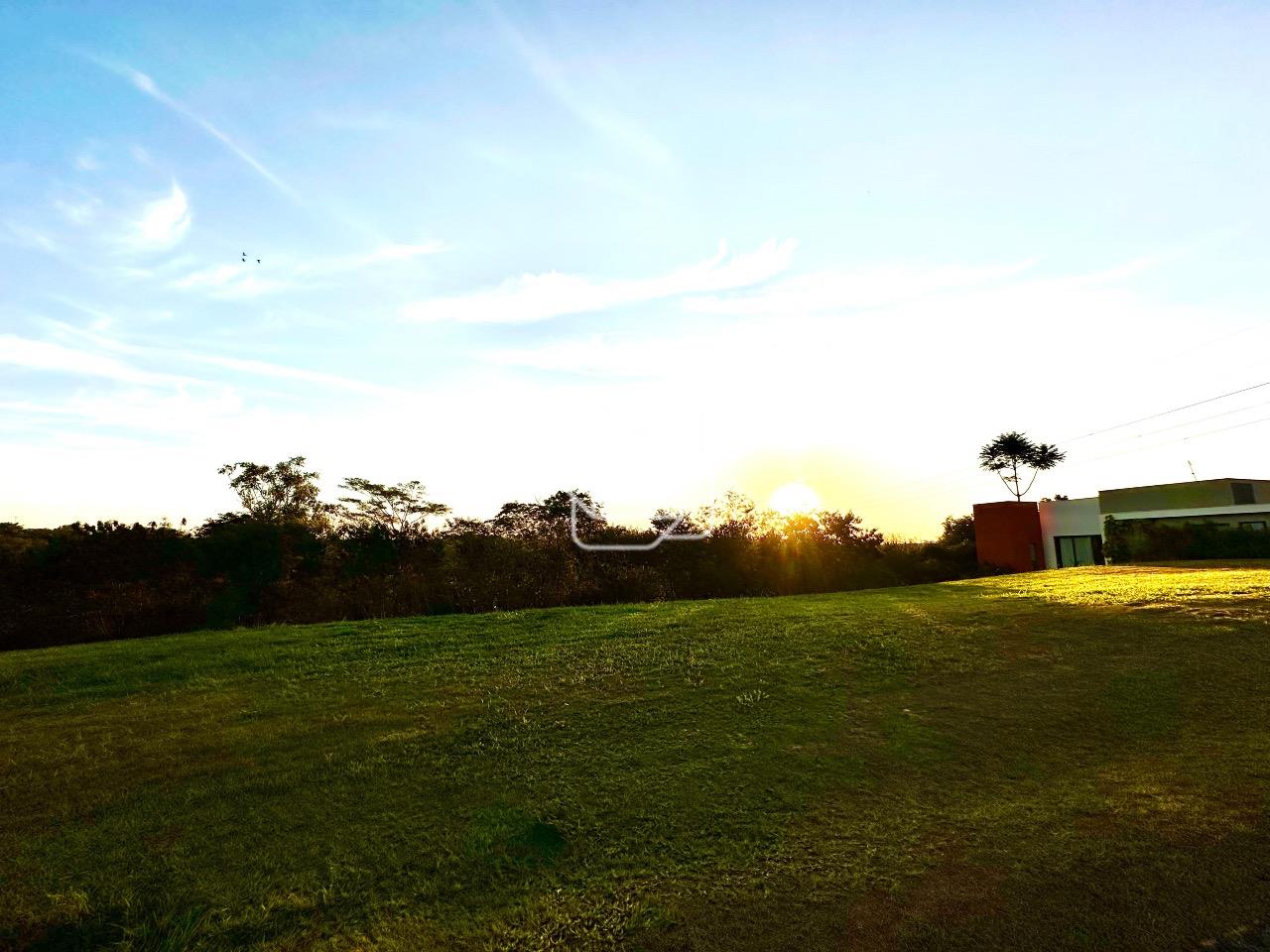 Terreno à venda em Itu - SP - Condomínio Villas do Golfe: 