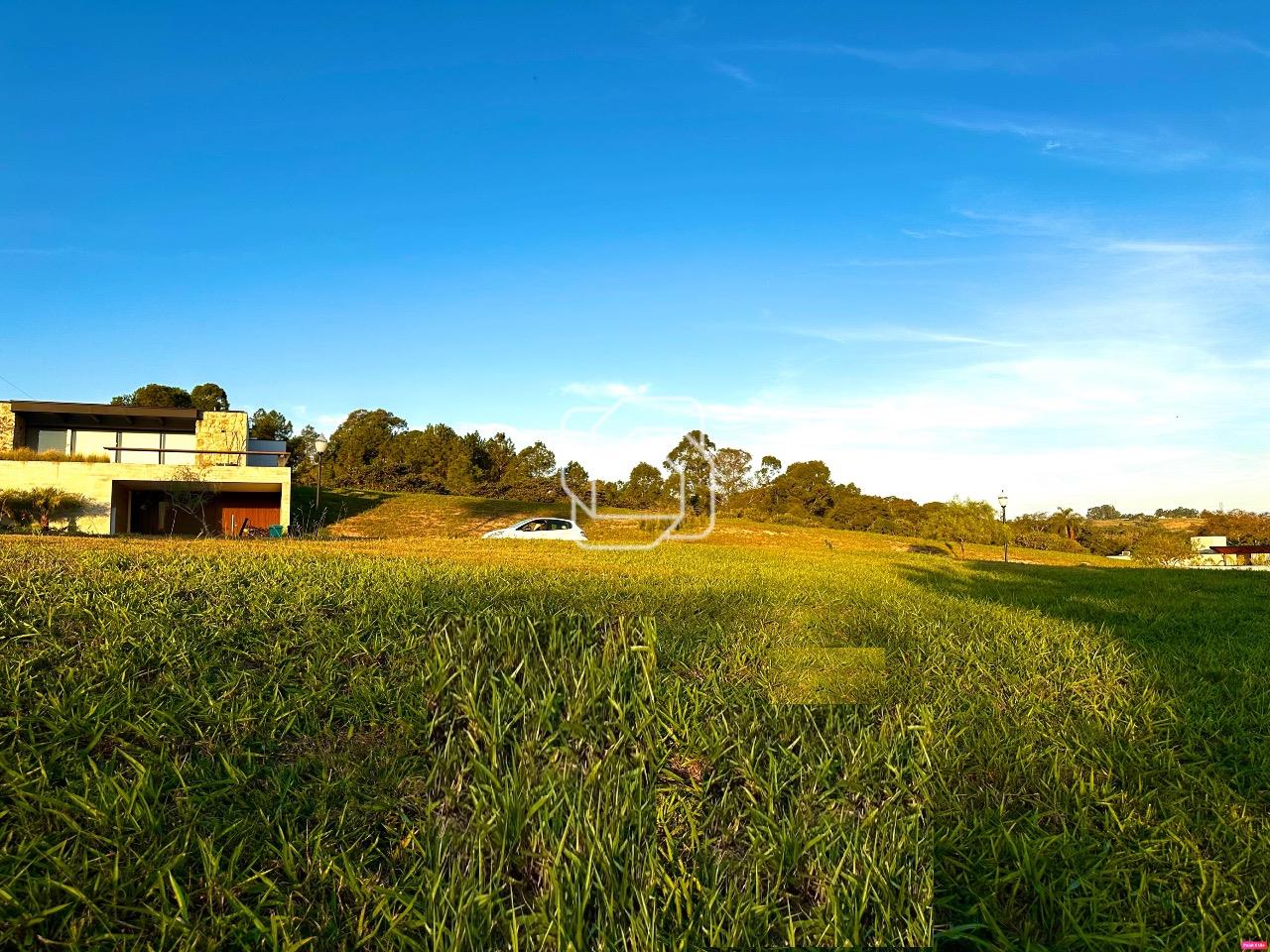 Terreno à venda em Itu - SP - Condomínio Villas do Golfe: 