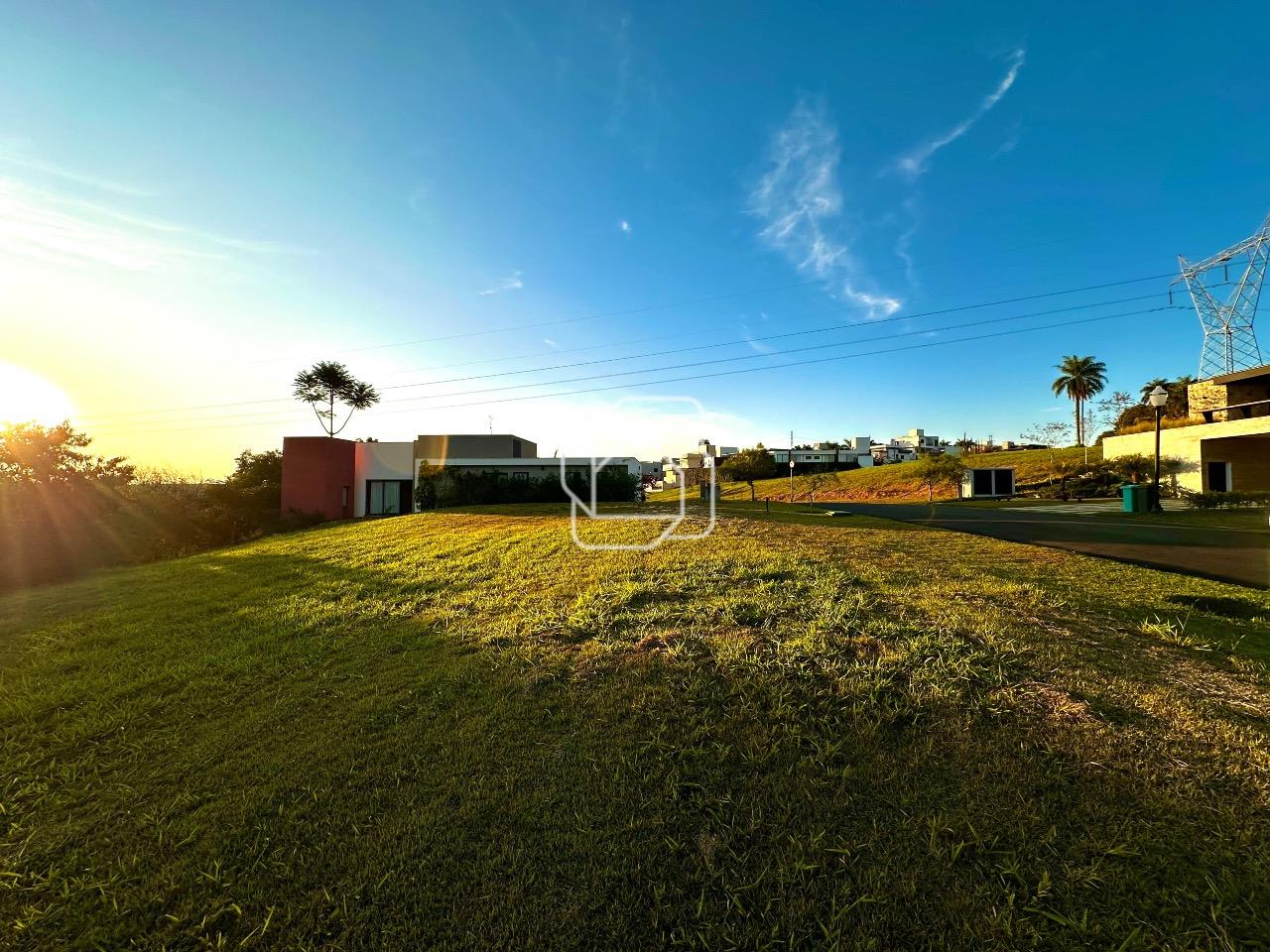 Terreno à venda em Itu - SP - Condomínio Villas do Golfe: 