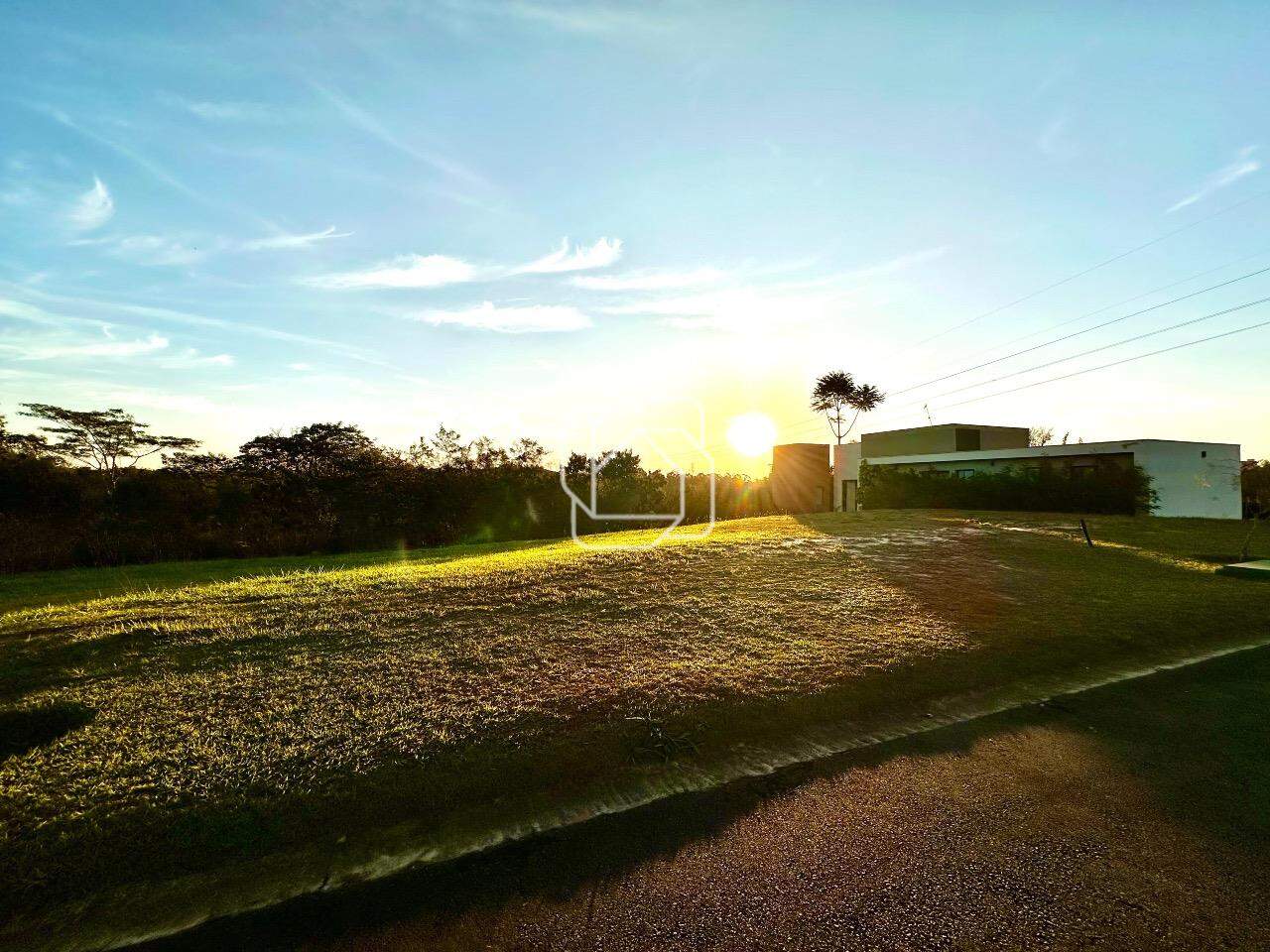 Terreno à venda em Itu - SP - Condomínio Villas do Golfe: 