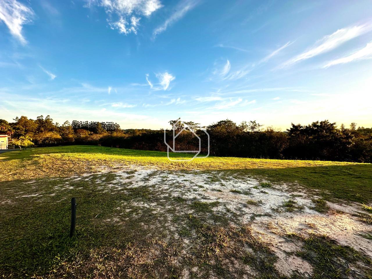 Terreno à venda em Itu - SP - Condomínio Villas do Golfe: 