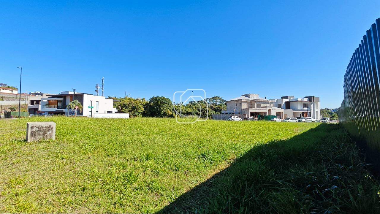 Terreno à venda em Indaiatuba - SP - Parque Villa dos Pinheiros: Visão geral do terreno