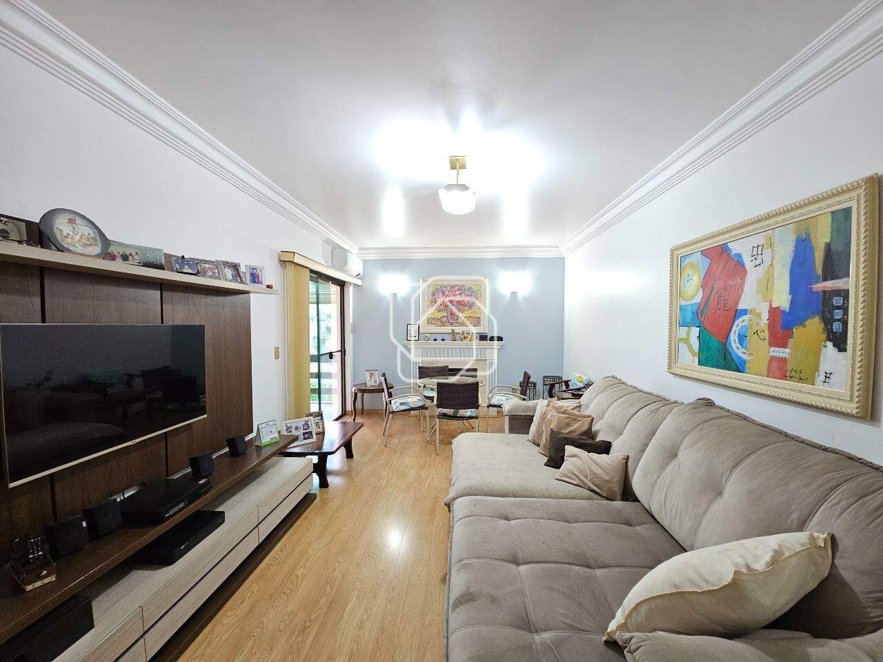 Casa de Condomínio à venda em Indaiatuba - SP - Colinas do Mosteiro de Itaici: Sala de TV