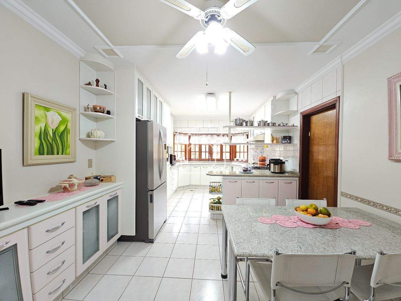 Casa de Condomínio à venda em Indaiatuba - SP - Colinas do Mosteiro de Itaici: Cozinha
