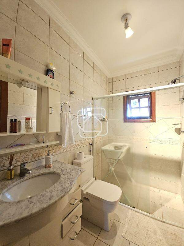 Casa de Condomínio à venda em Indaiatuba - SP - Colinas do Mosteiro de Itaici: Banheiro
