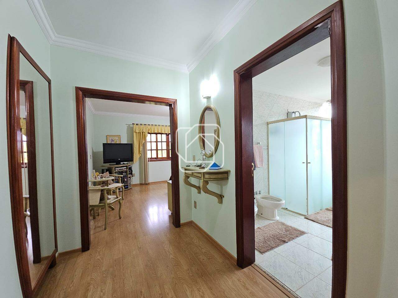 Casa de Condomínio à venda em Indaiatuba - SP - Colinas do Mosteiro de Itaici: Corredor
