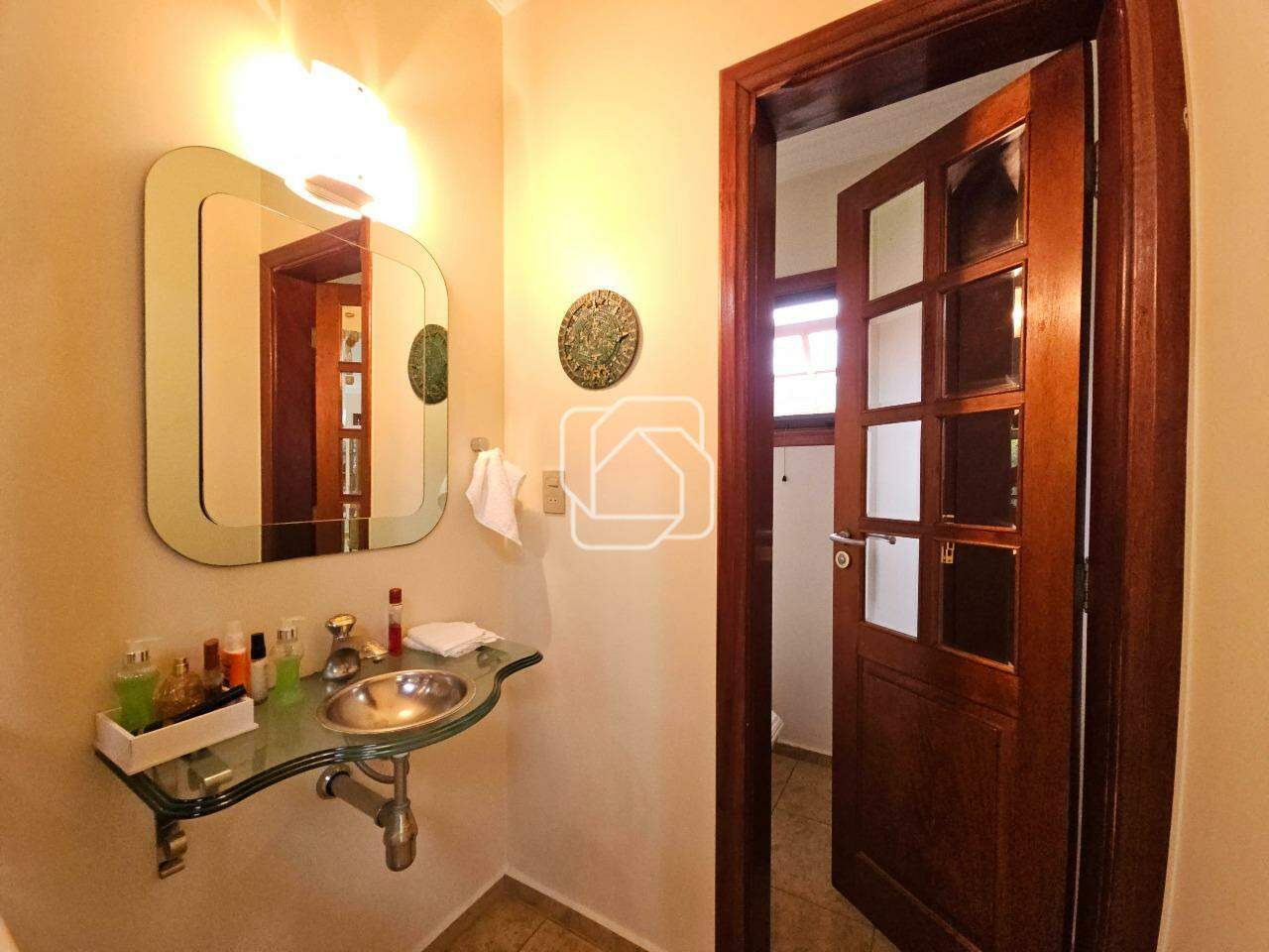 Casa de Condomínio à venda em Indaiatuba - SP - Colinas do Mosteiro de Itaici: Lavabo