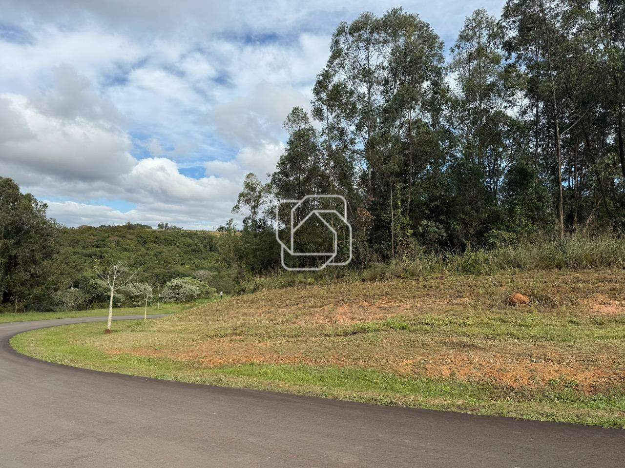 Terreno à venda em Itu - SP - Condomínio Terras de São José II: