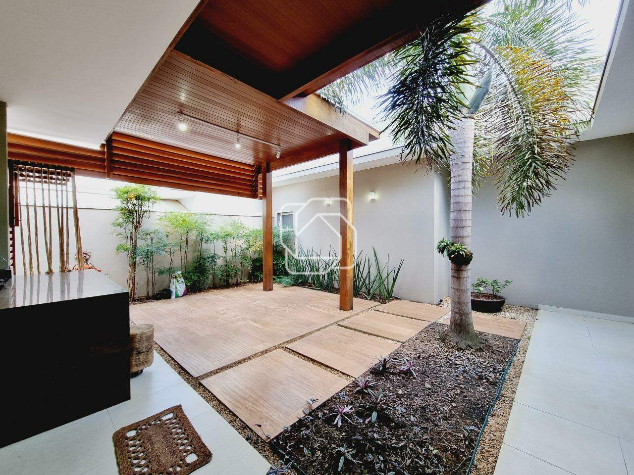 Casa de Condomínio à venda em Indaiatuba - SP - Jardim Residencial Dona Lucilla: Área externa