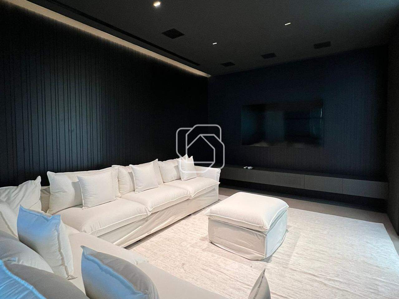 Casa de Condomínio à venda em Itupeva - SP - Fazenda da Grama: Sala de cinema