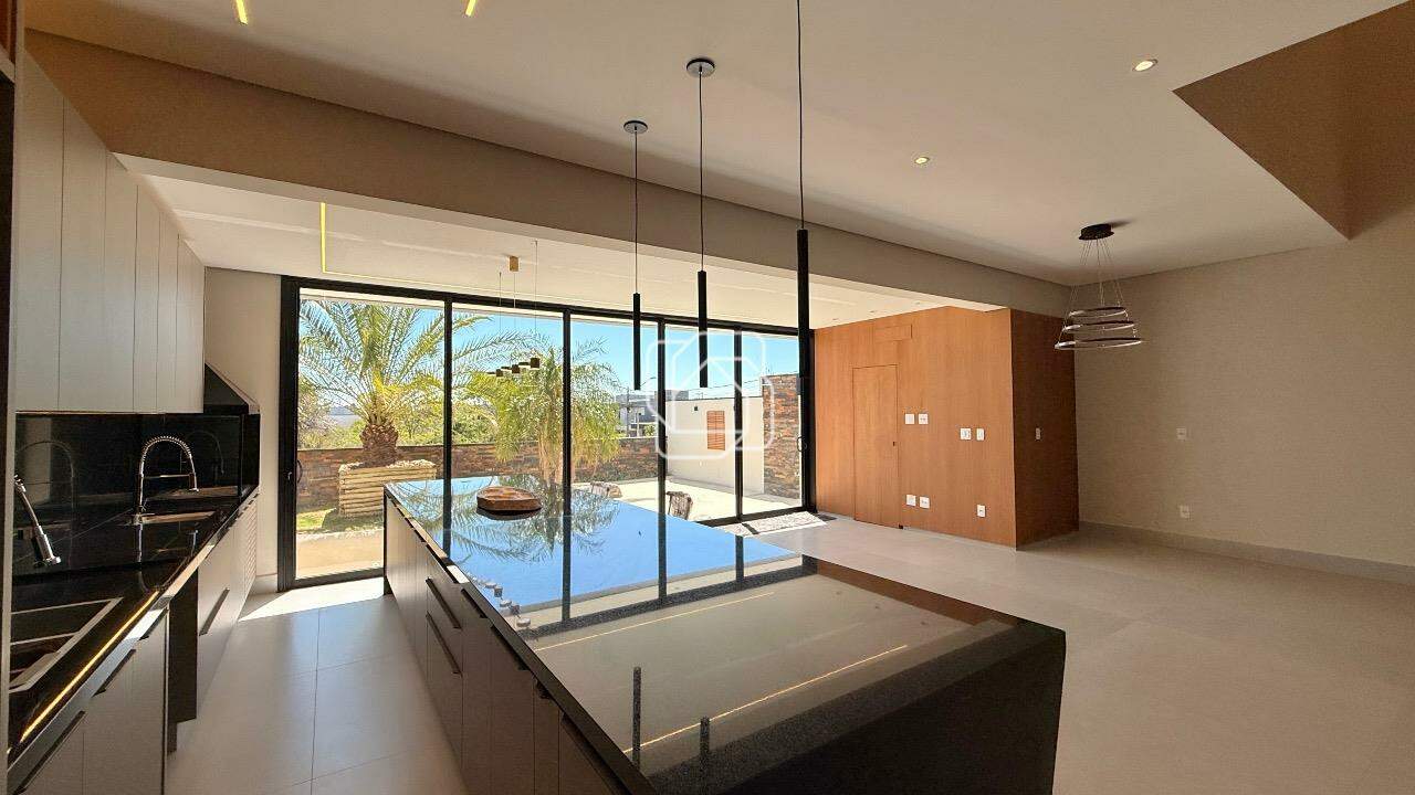Casa de Condomínio à venda em Indaiatuba - SP - Jardins Di Roma: Cozinha gourmet