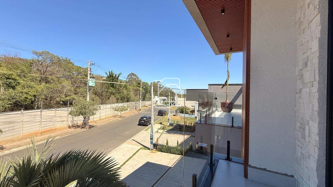 Casa de Condomínio à venda em Indaiatuba - SP - Jardins Di Roma: Varanda