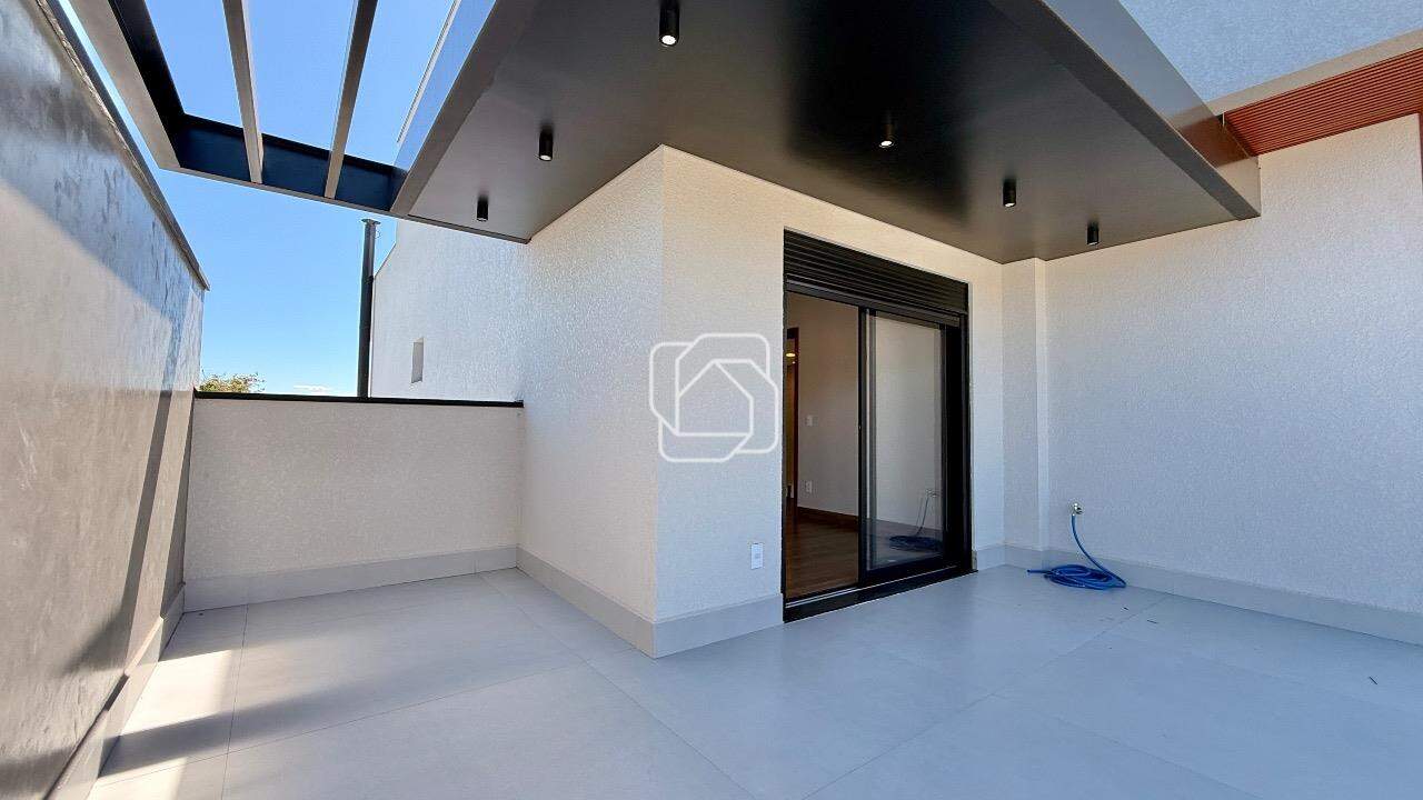 Casa de Condomínio à venda em Indaiatuba - SP - Jardins Di Roma: Varanda