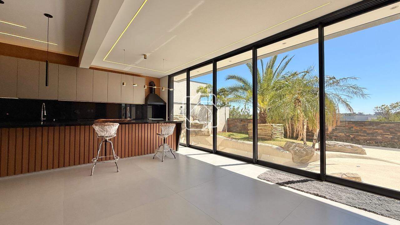 Casa de Condomínio à venda em Indaiatuba - SP - Jardins Di Roma: Cozinha gourmet