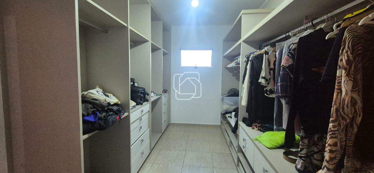 Casa de Condomínio à venda em Indaiatuba - SP - Jardim Esplendor: Closet