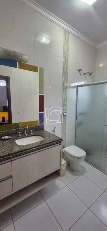 Casa de Condomínio à venda em Indaiatuba - SP - Jardim Esplendor: Banheiro