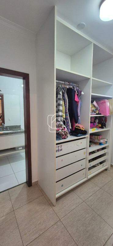 Casa de Condomínio à venda em Indaiatuba - SP - Jardim Esplendor: Closet
