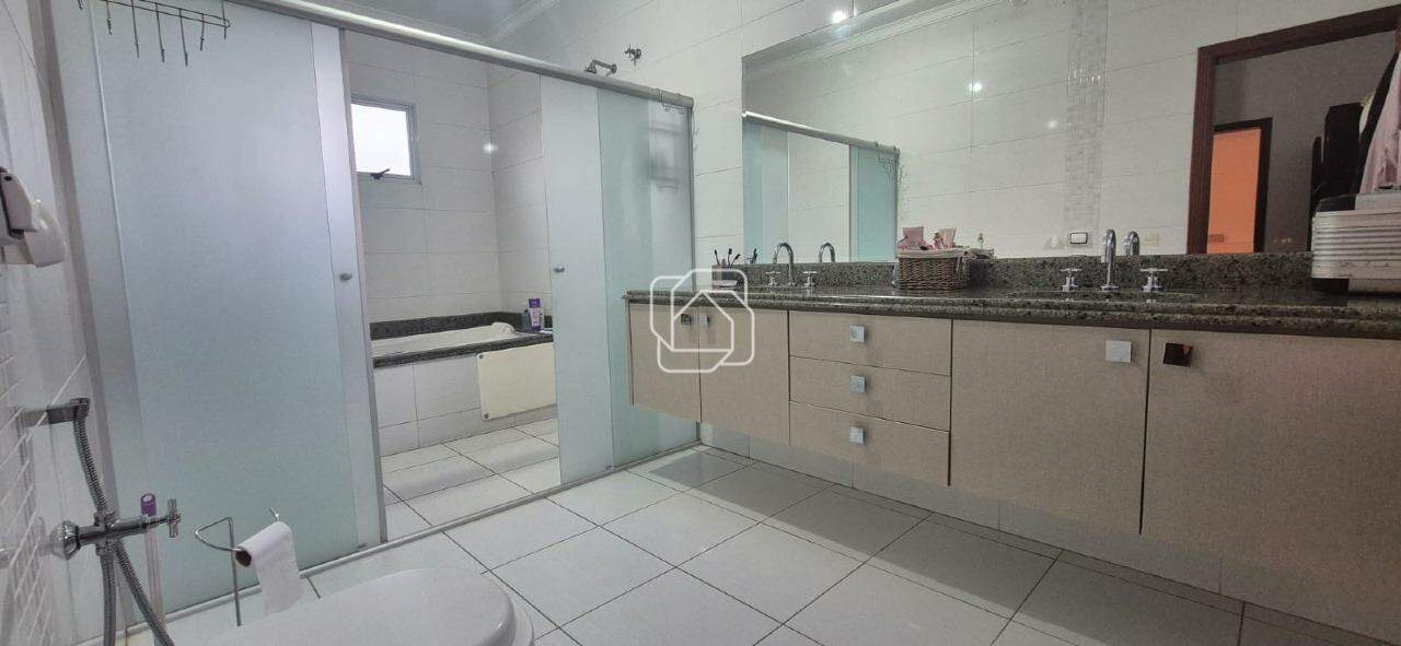 Casa de Condomínio à venda em Indaiatuba - SP - Jardim Esplendor: Banheiro