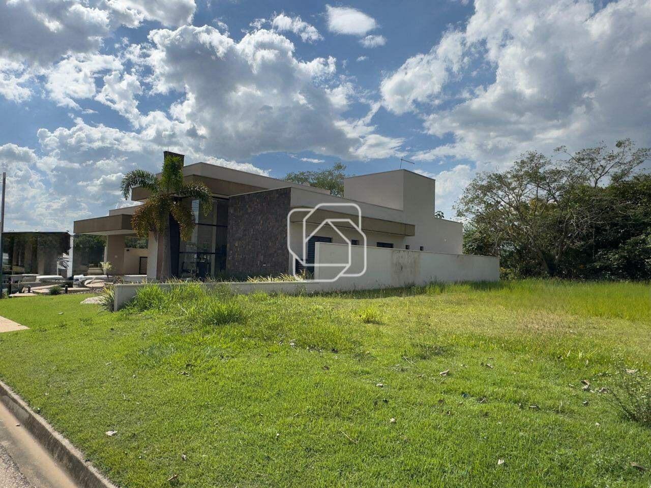 Terreno à venda em Salto - SP - Portal dos Bandeirantes Salto: 