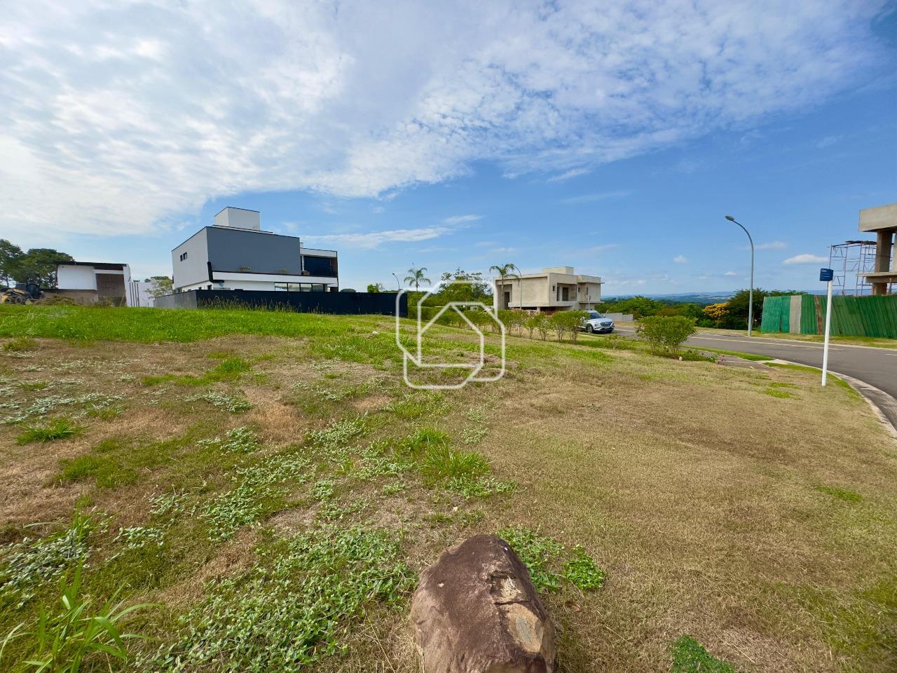 Terreno à venda em Itu - SP - Alphaville Castelo Itu: 