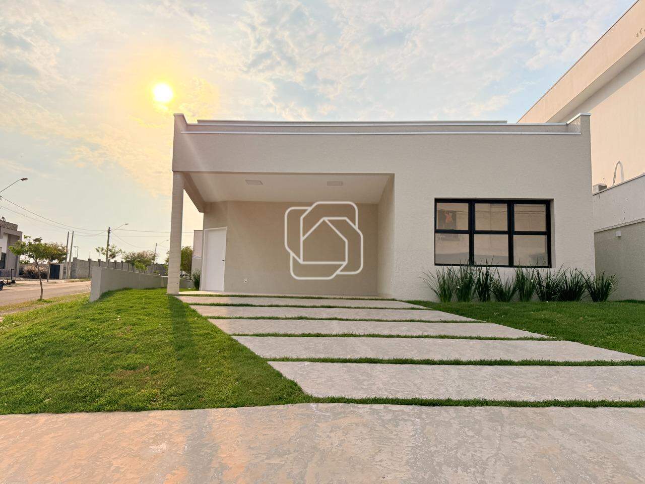 Casa de Condomínio à venda em Salto - SP - Residencial Central Parque: 