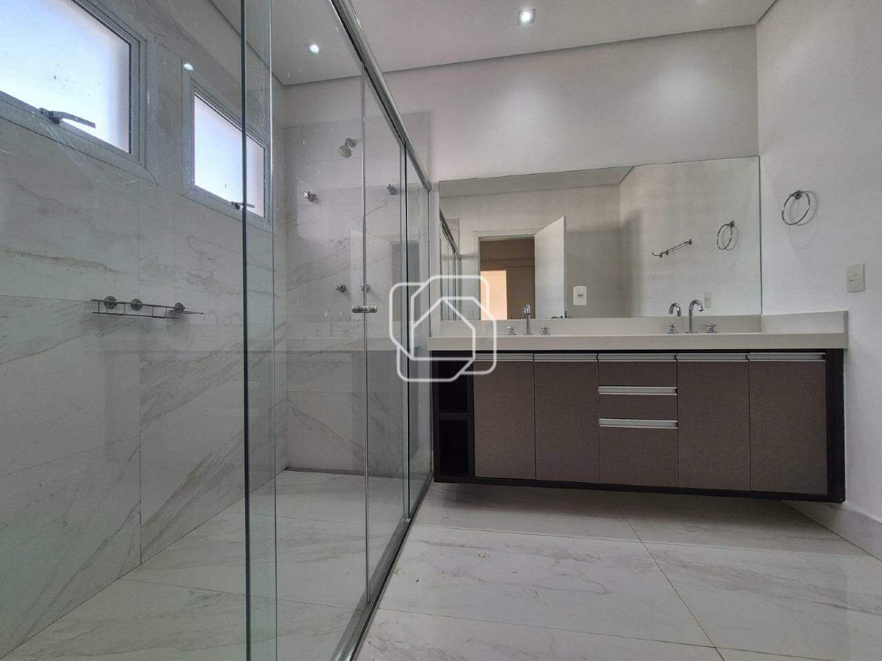 Casa de Condomínio à venda em Indaiatuba - SP - Jardim Residencial Maria Dulce: Banheiro