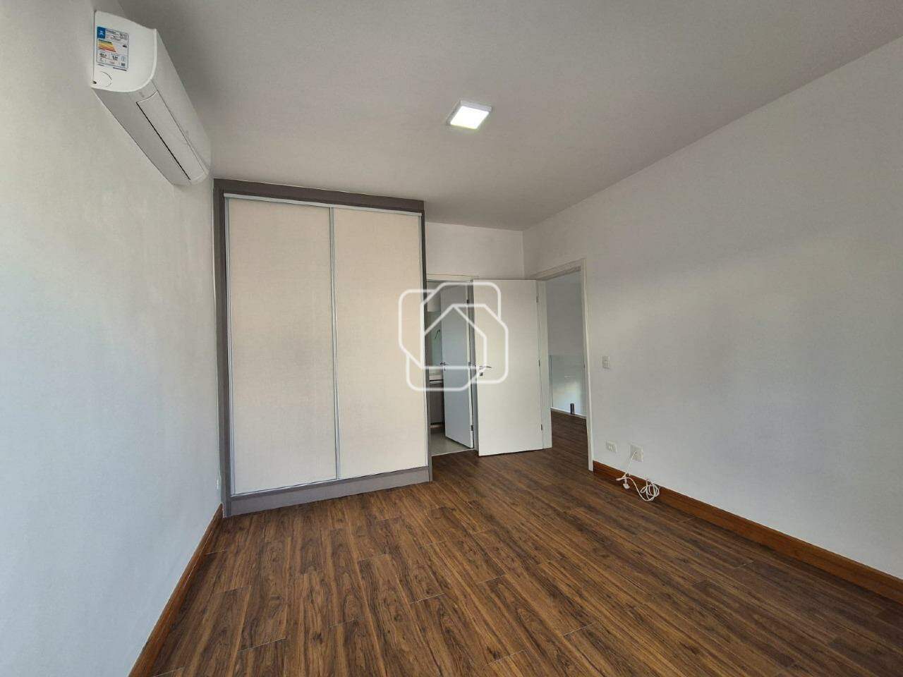 Casa de Condomínio à venda em Indaiatuba - SP - Jardim Residencial Maria Dulce: Dormitório