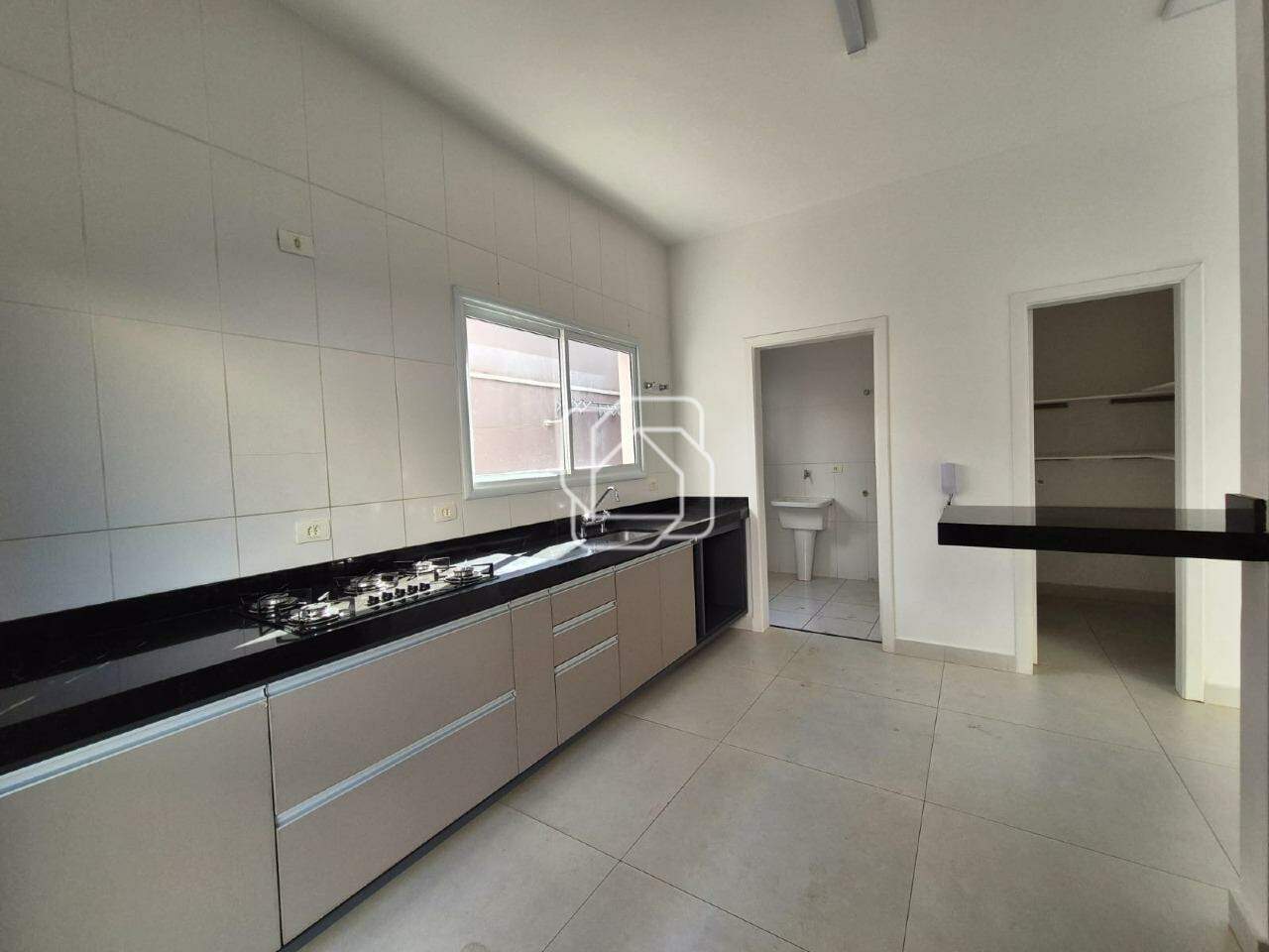 Casa de Condomínio à venda em Indaiatuba - SP - Jardim Residencial Maria Dulce: Cozinha