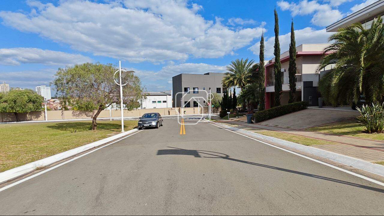 Terreno à venda em Indaiatuba - SP - Jardim Maison Du Parc: Rua do terreno