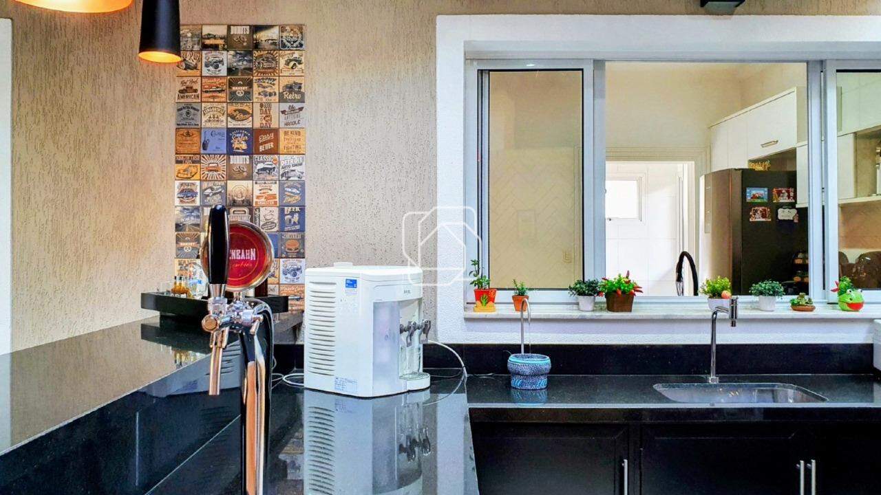 Casa de Condomínio para aluguel em Itu - SP - Condomínio Parque do Varvito: Cozinha