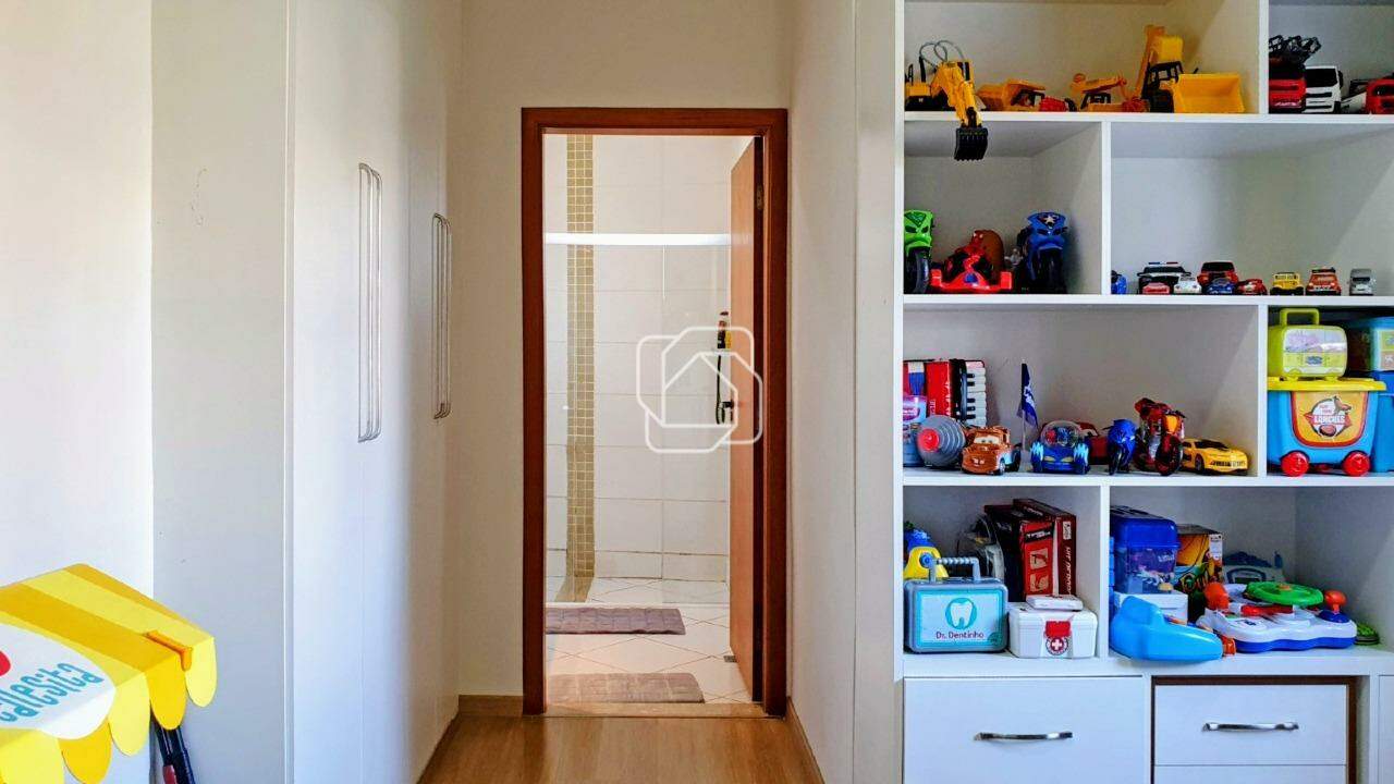 Casa de Condomínio para aluguel em Itu - SP - Condomínio Parque do Varvito: Suíte