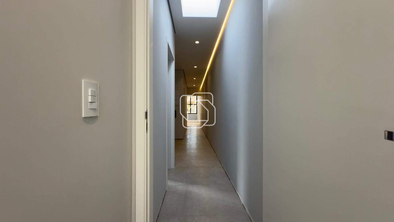 Casa de Condomínio à venda em Indaiatuba - SP - Residencial Milano: Corredor