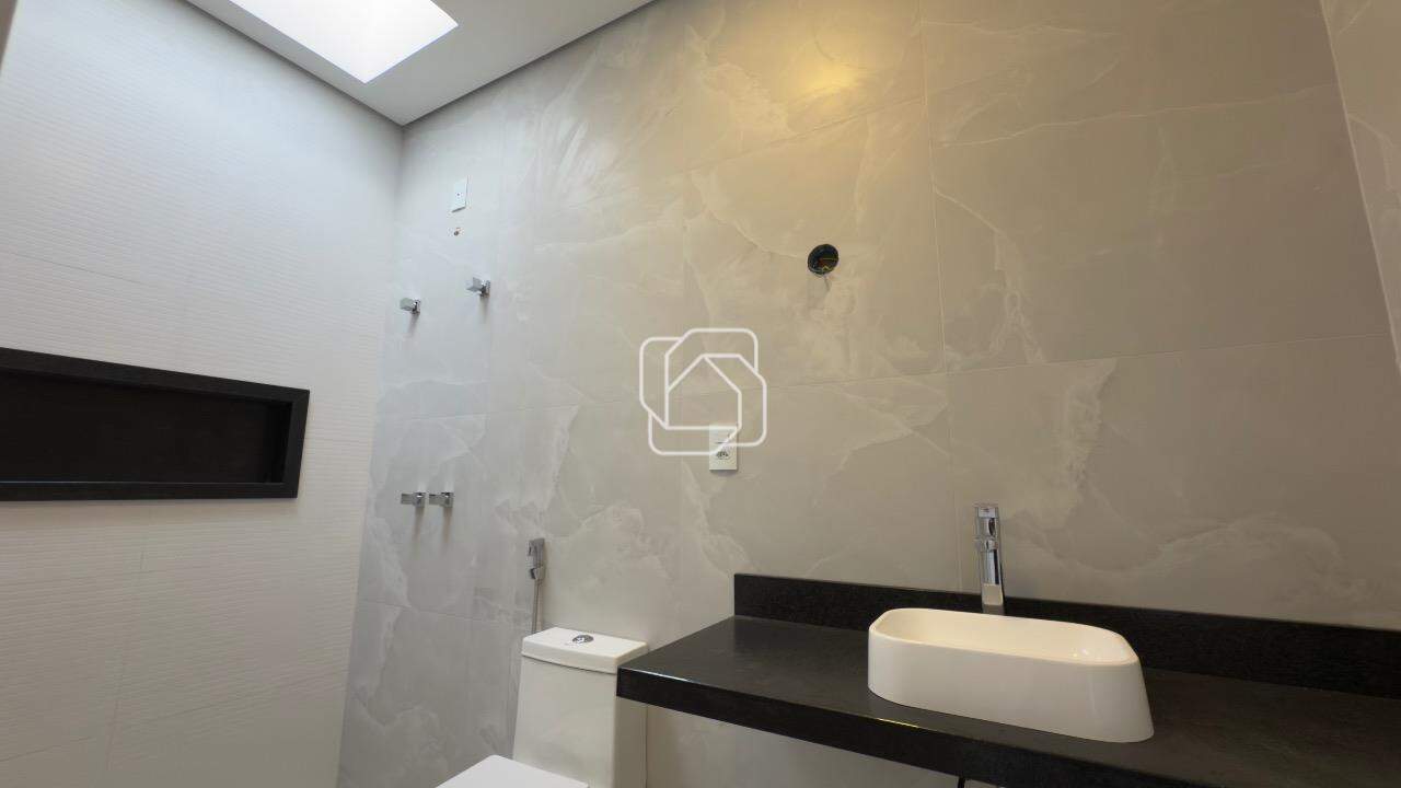 Casa de Condomínio à venda em Indaiatuba - SP - Residencial Milano: Banheiro