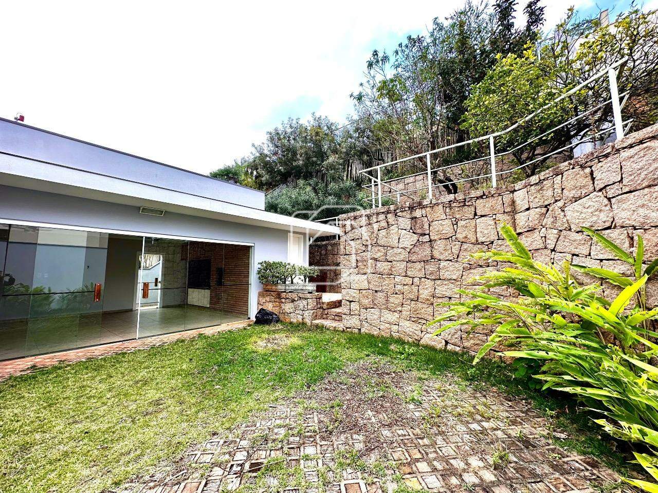Casa de Condomínio à venda em Itu - SP - Jardim Theodora: 