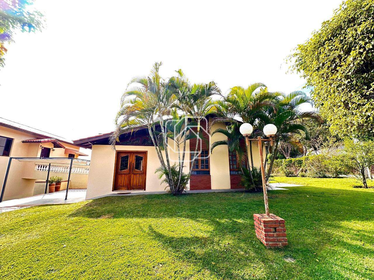 Casa de Condomínio à venda em Itu - SP - Chácara Flora: 