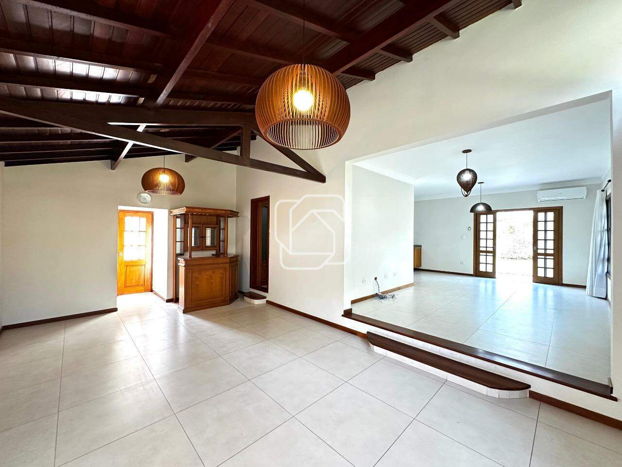 Casa de Condomínio à venda em Itu - SP - Chácara Flora: 