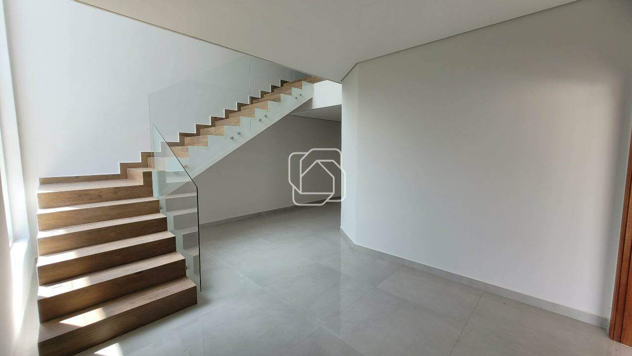 Casa de Condomínio à venda em Indaiatuba - SP - Jardim Residencial Alto de Itaici: Sala de estar