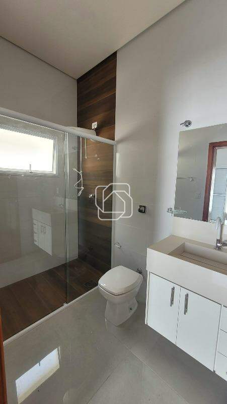 Casa de Condomínio à venda em Indaiatuba - SP - Jardim Residencial Alto de Itaici: Banheiro
