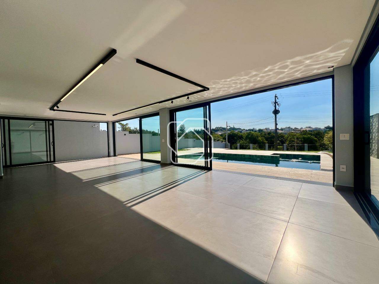 Casa de Condomínio à venda em Salto - SP - Condomínio Fazenda Palmeiras Imperiais: 