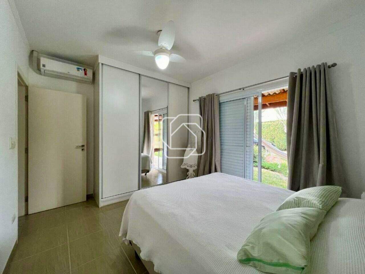 Casa de Condomínio à venda em Salto - SP - Condomínio Monte Belo: