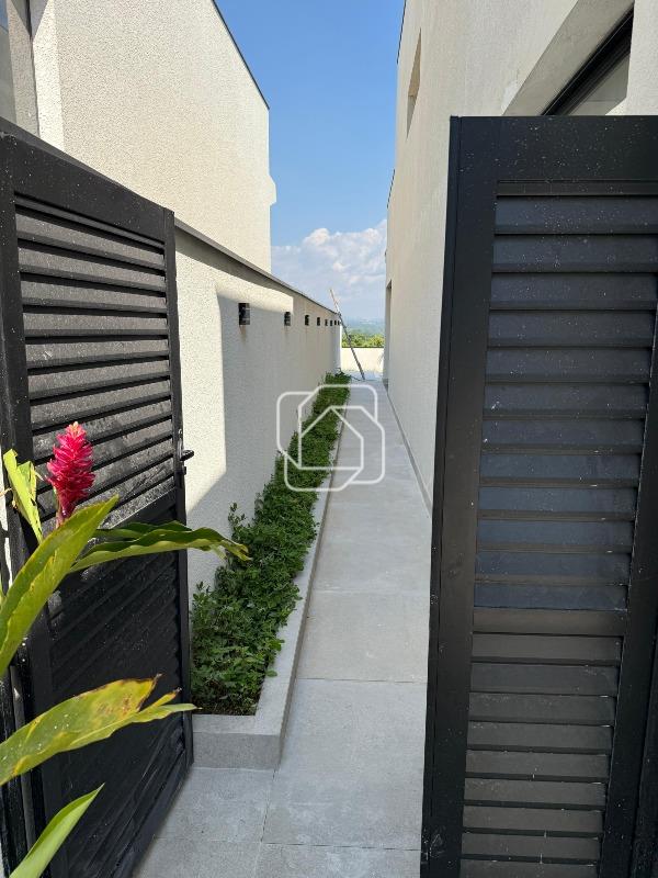 Casa de Condomínio para aluguel em Itu - SP - Alphaville Castelo Itu: Corredor externo