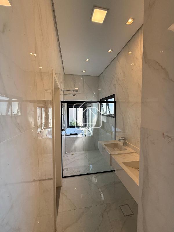 Casa de Condomínio para aluguel em Itu - SP - Alphaville Castelo Itu: Banheiro suíte master