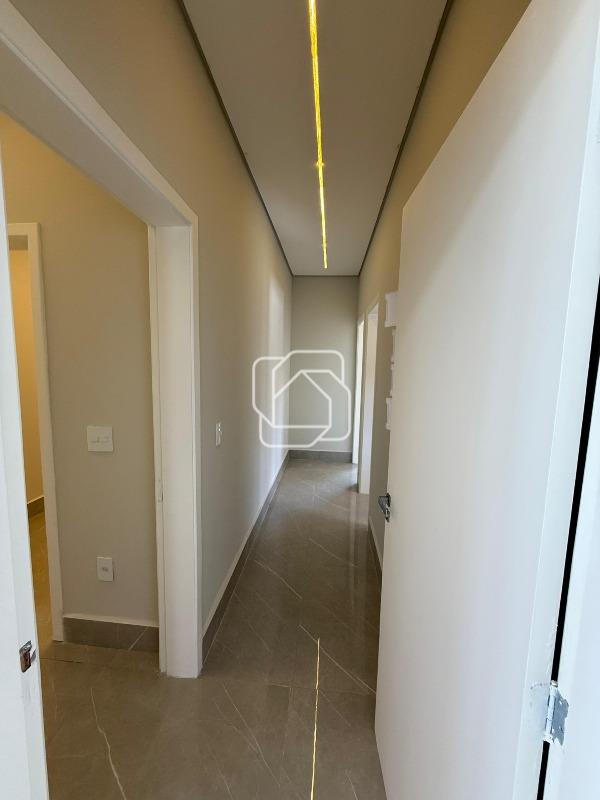 Casa de Condomínio para aluguel em Itu - SP - Alphaville Castelo Itu: Corredor interno